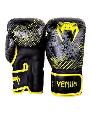 Venum, Перчатки боксерские Tramo Limited Edition Boxing Gloves черные/желтые